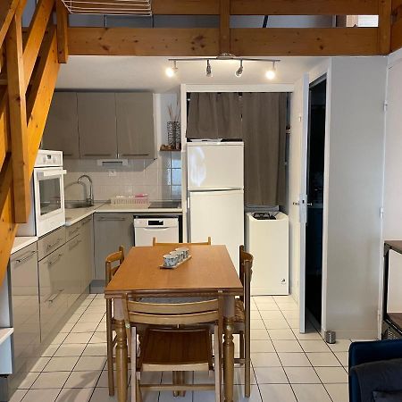 Vacances En Famille ! 圣伊莱尔·德列 外观 照片